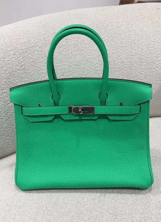 Hermès Vert Comic in Green from Luxury Promise