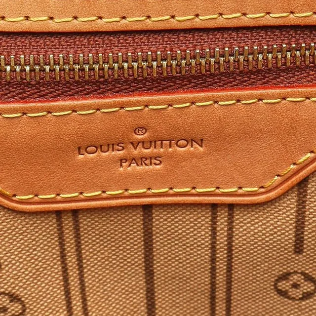 Louis Vuitton Monogram Delightful PM Bag in Coated canvas from A Retro Tale, photo 8 of 10