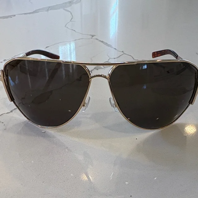 Stella McCartney Gold Frame Aviator Sunglasses With Polarized Lenses in black|gold from Poshmark