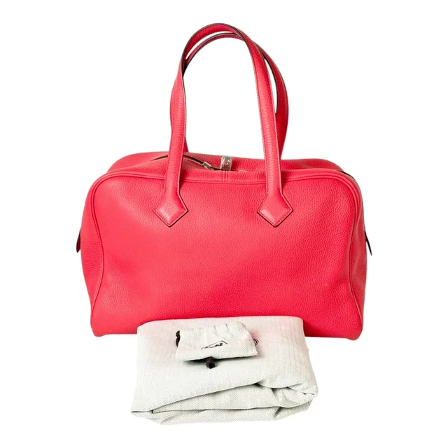 Hermès Red Large Victoria Handbag in Red from Luxury Promise