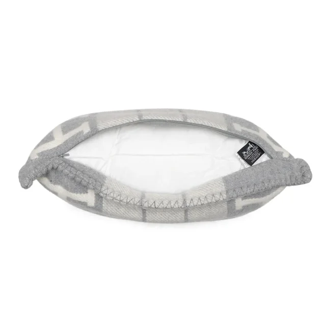 Hermès Avalon III Cushion Ecru Gris Claire Wool90% Cashmere10% Size PM in Grey from GALLERY RARE, photo 4 of 7