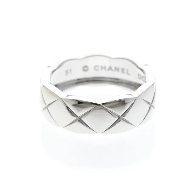 Chanel Coco Crush Ring Medium Model White Gold (18K) Fashion No Stone Band Ring Silver in Silver White gold (18K) from Elady