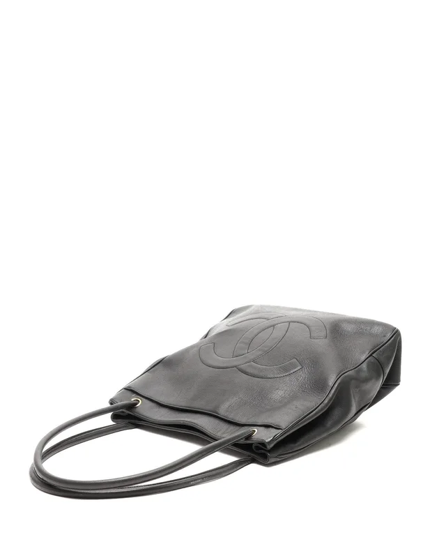 Chanel CC Caviar Tote Bag in Caviar leather from A Retro Tale, photo 4 of 10