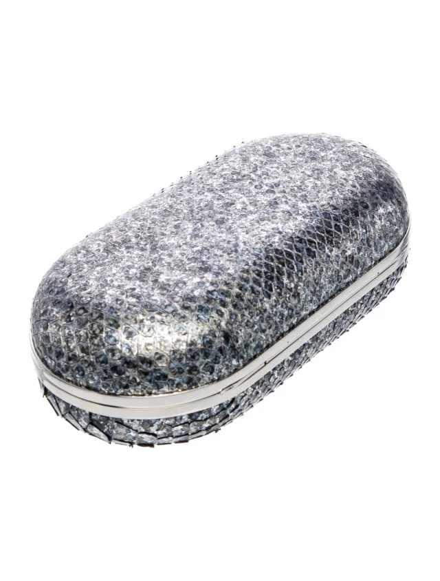 Judith Leiber Sequins Minaudière in gray Satin from The RealReal, photo 5 of 6