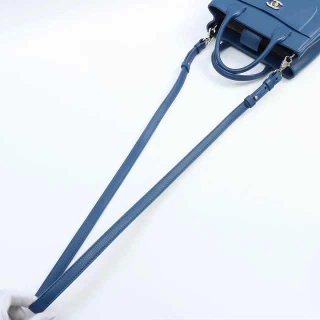 Chanel Neo Executive Tote Bag S, Blue (circa 2016) in Blue Caviar leather from VINTAGE QOO TOKYO, photo 10 of 13