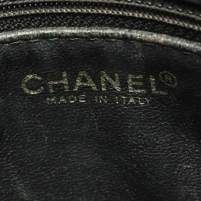 Chanel Chocolate Bar Tote Bag in Brown Leather from A Retro Tale, photo 9 of 11