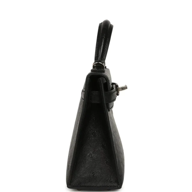 Hermès Kelly Sellier 20 Black Ostrich Palladium Hardware in Black Exotic from Madison Avenue Couture, photo 3 of 8