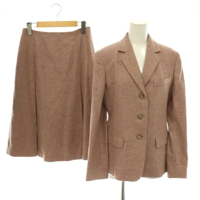 Max Mara Weekend Line Jacket & Skirt Set Helibone Wool Terrade Flare 36 38 Pink in Pink Wool from The Reluxe