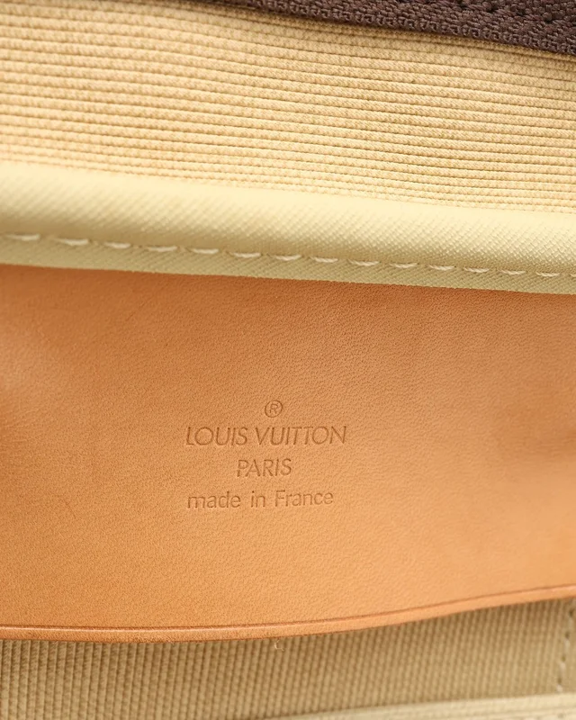 Louis Vuitton Monogram Sirius 45 Travel Bag in Coated canvas from A Retro Tale, photo 9 of 10