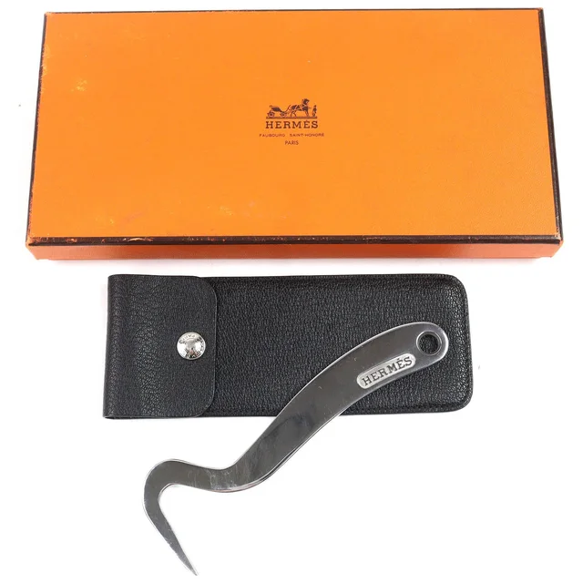 Hermès Hoof Pick Horse Tack Cleaning Tool in Silver from LuxUness, photo 2 of 5