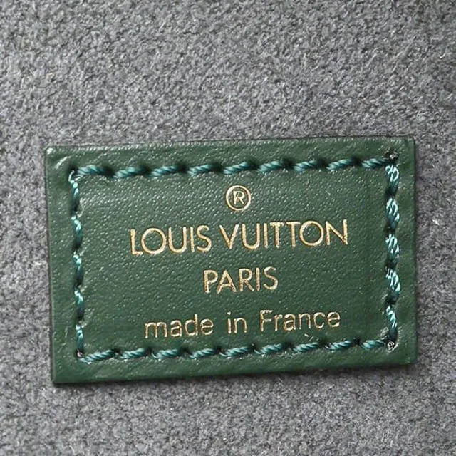 Louis Vuitton Taiga Helanga 1 Poche Travel Bag in Suede from A Retro Tale, photo 7 of 9