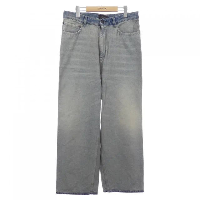 Balenciaga Pants & jeans from LuxUness