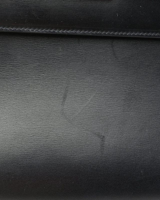 Saint Laurent Manhattan Baguette Shoulder Bag in Leather from A Retro Tale, photo 6 of 9
