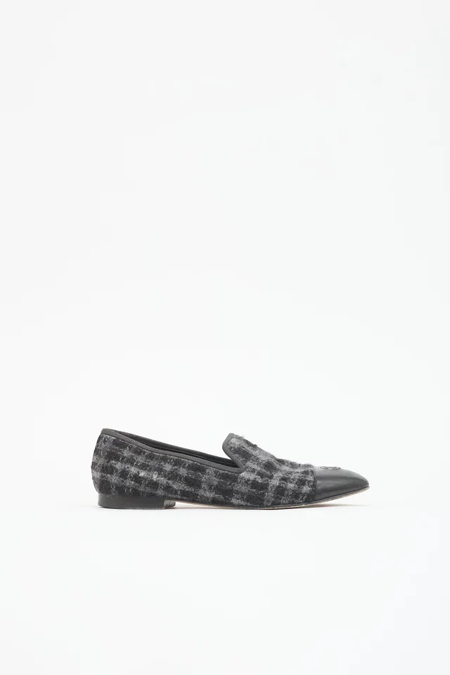 Chanel Checked CC Loafer in Leather from VSP Consignment