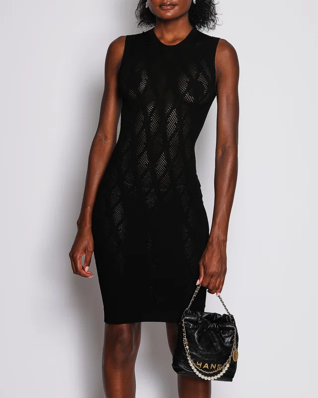 Versace Black Knit Sleeveless Midi Dress with Pointelle Pattern Design Size IT 36 (UK 4) in Black from Sellier