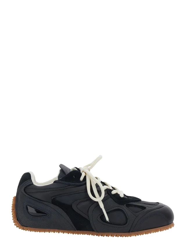 Axel arigato 'Slow Runner' Black Sneaker with Insert Design and Grooved Sole in Leather and Suede Woman in Black 40% Leather 33% Suede 27% Nubuck, photo 2 of 8 from Gaudenzi Boutique