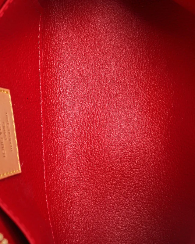 Louis Vuitton Vernis Cosmetic Pouch in Leather from A Retro Tale, photo 6 of 6