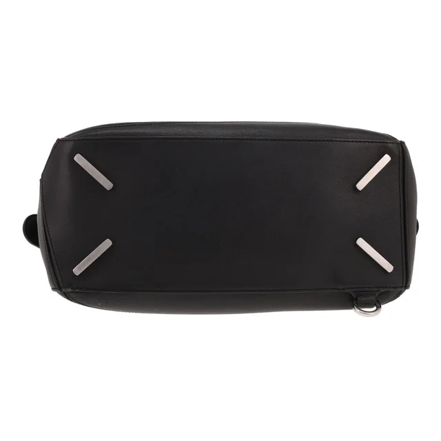 Loewe Puzzle handbag in Black Leather from Collector Square, photo 3 of 5
