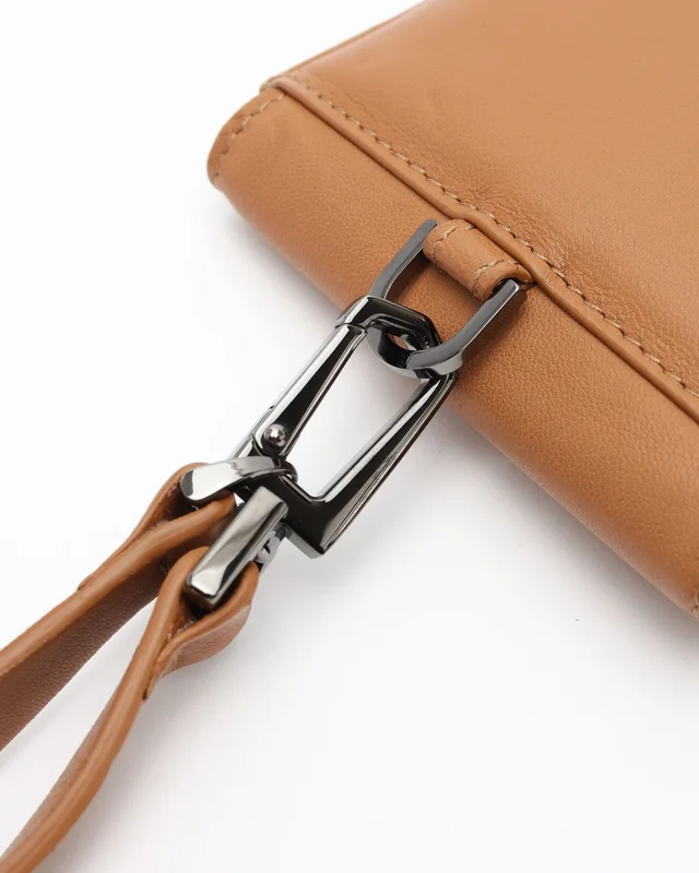 Loro Piana Phone Holder in Leather from A Retro Tale, photo 5 of 6