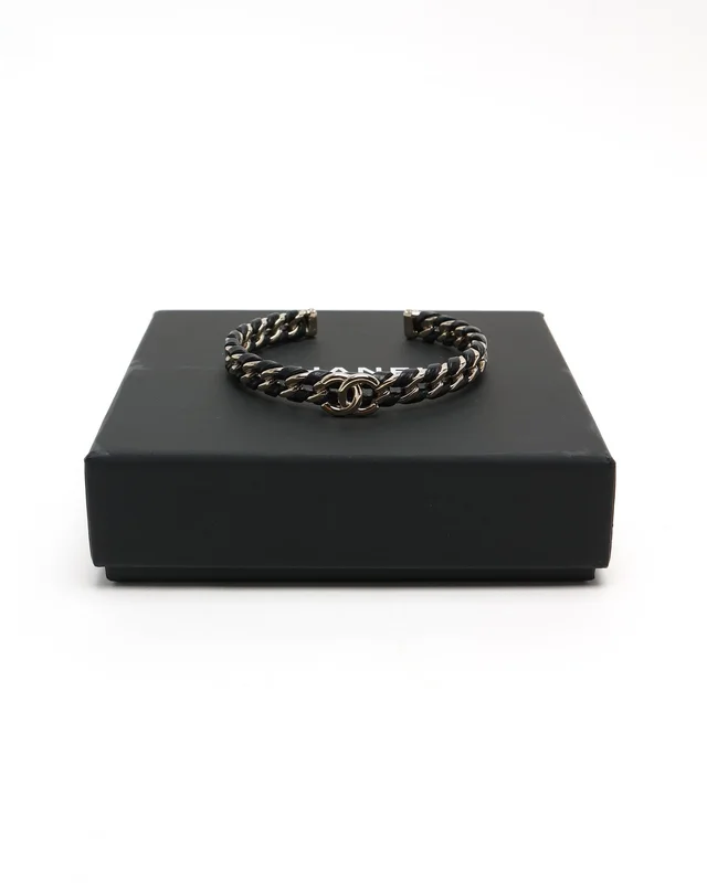 Chanel Coco Mark Leather Chain Bracelet in Leather from A Retro Tale, photo 2 of 7