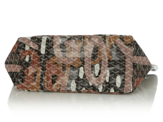Goyard Pink Lettres Camouflage Saint-Louis GM in Pink Coated canvas from Ann's Fabulous Finds, photo 7 of 10