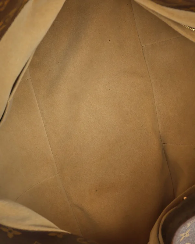 Louis Vuitton Monogram Artsy MM Shoulder Bag in Coated canvas from A Retro Tale, photo 6 of 10
