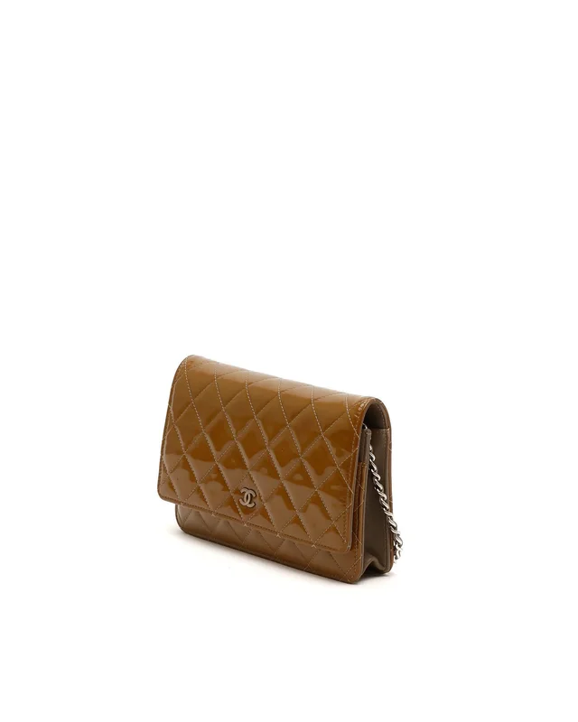 Chanel Classic Patent Wallet on Chain Bag in Patent leather from A Retro Tale, photo 2 of 9