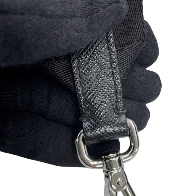 Prada Re-Nylon Shoulder Bag Black2VH113_2DMH_F0002_V_XOP Nylon Saffiano LeatherLeather in Saffiano leather from GALLERY RARE, photo 14 of 17