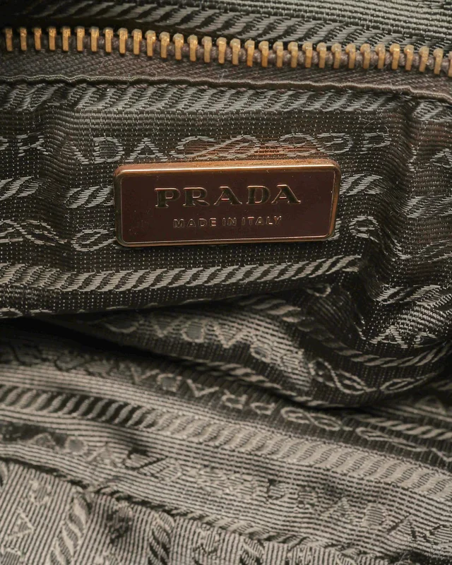 Prada Tessuto Shoulder Bag in Nylon from A Retro Tale, photo 13 of 15