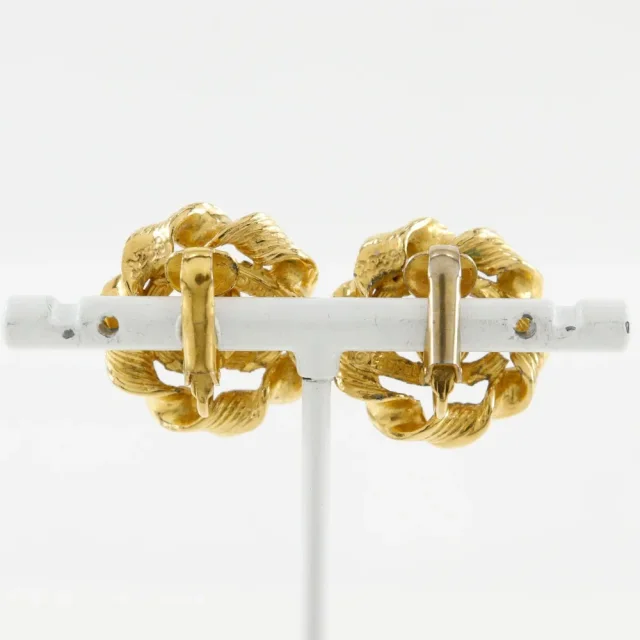 Chanel Round Coco Mark Earrings Vintage in Blue Gold-plated metal from LuxUness, photo 3 of 10