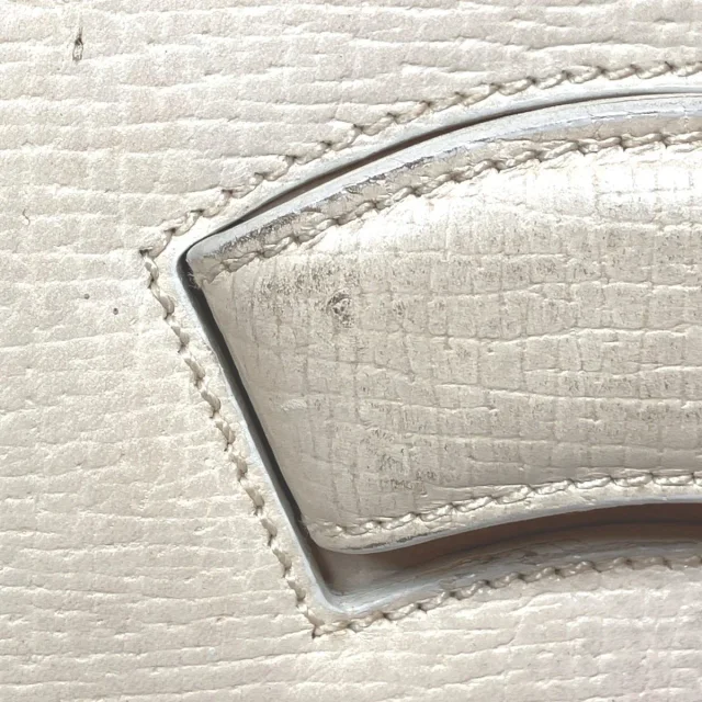 Loewe Barcelona Leather Handbag in Beige Calfskin from LuxUness, photo 8 of 8