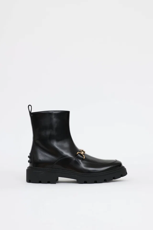 Tod's Gomma Chain Ankle Boot in Leather from VSP Consignment