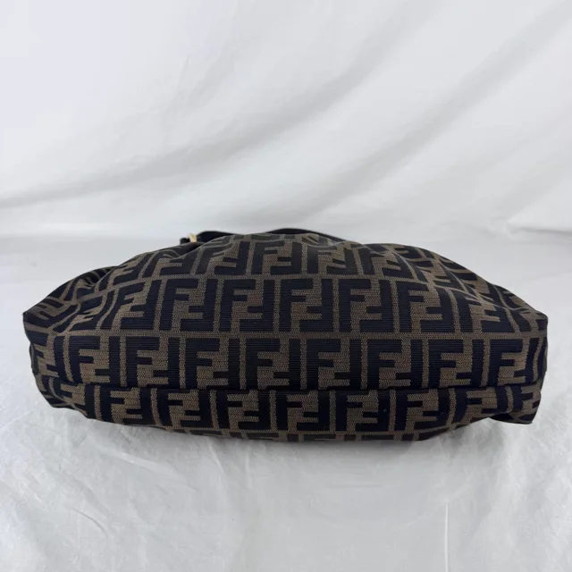 Fendi Tobacco Zucca Medium Chef Shoulder Bag in Calfskin leather, Metal, zucca canvas from Reowned, photo 6 of 13