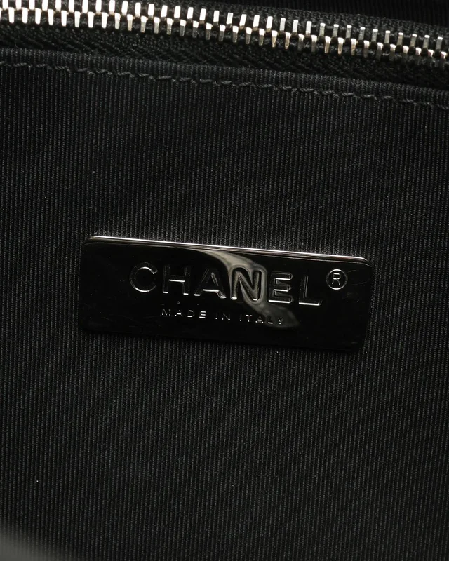 Chanel Small 31 Shopping Bag in Leather from A Retro Tale, photo 9 of 11