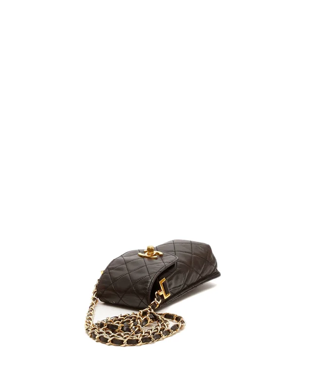 Chanel Classic Phone Holder Crossbody Bag in Lambskin from A Retro Tale, photo 4 of 9