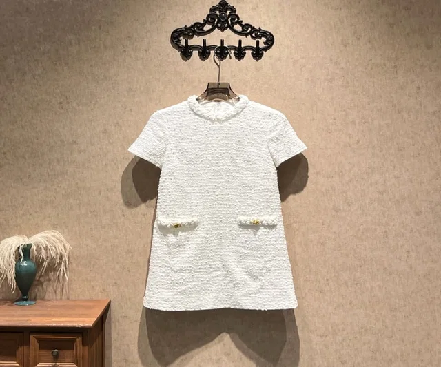 Valentino Garavani white crew neck short-sleeved dress / Size 38 / 99% new / 42258 in White from Luxury Promise