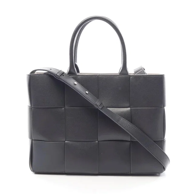 Bottega Veneta Small Arco Intrecciato 2way Leather Tote Bag in Woven leather from LuxUness