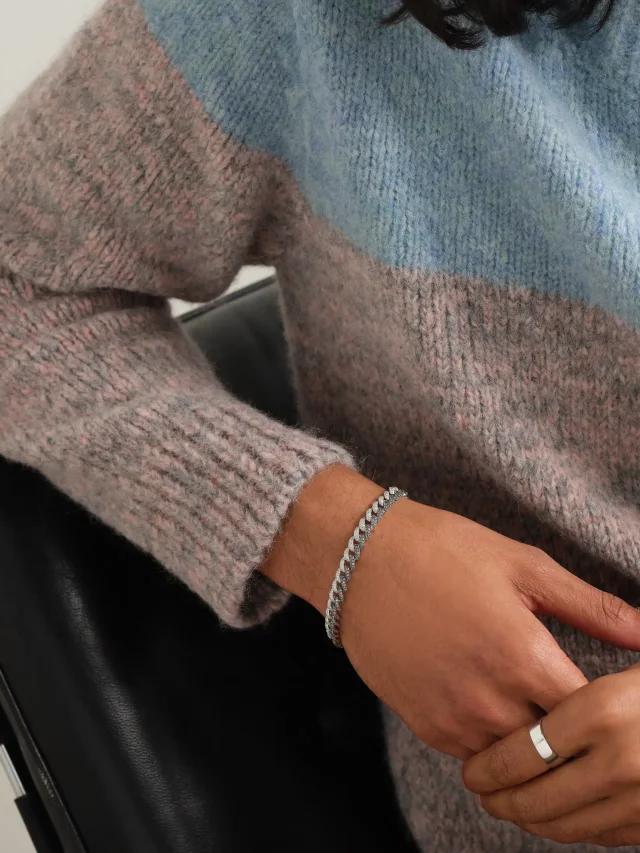 SHAY 18-Karat White Gold, Sapphire and Diamond Curb Chain Bracelet $21,850 40% off $13,110 EXCLUSIVE in Metallic, photo 2 of 2 from MR PORTER
