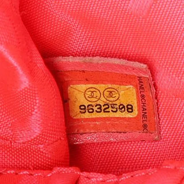 Chanel Cambon Ligne Tote Bag in Leather from A Retro Tale, photo 8 of 9