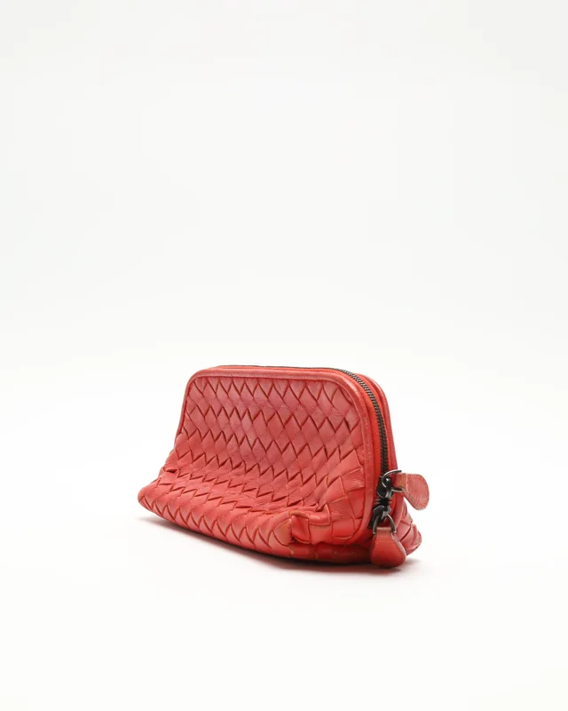 Bottega Veneta Intrecciato Leather Toiletry Pouch in Woven leather from A Retro Tale, photo 2 of 5