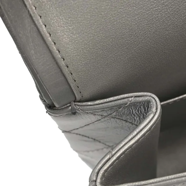 Chanel Reissue 2.55 Double Compartment Flap Quilted Aged Calfskin Silver Bag in Silver Calfskin from HEWI, photo 12 of 15