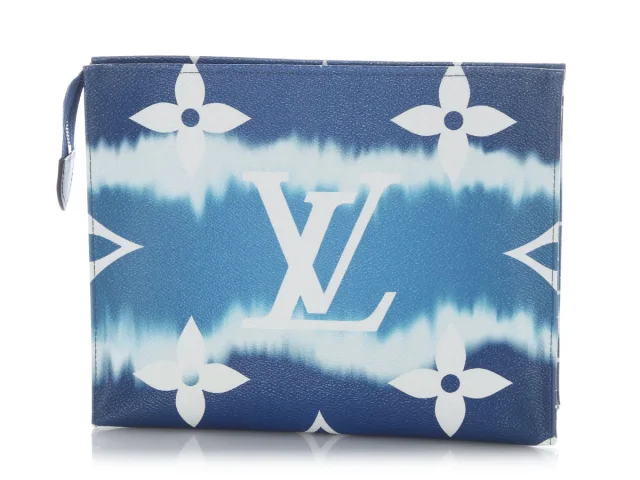 Louis Vuitton Escale Toiletry 26 in Canvas from Ann's Fabulous Finds, photo 2 of 9