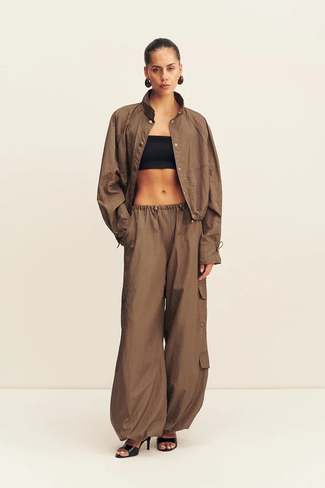 Shona Joy MALIKA NYLON PARACHUTE DRAWSTRING PANT - BRONZE from Shona Joy, photo 1 of 1