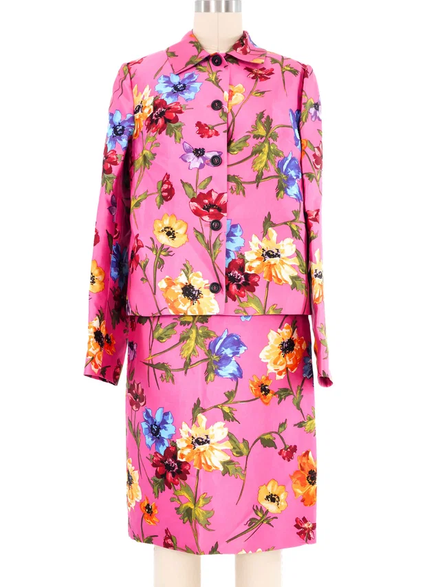 1990s Dolce and Gabbana Pink Floral Skirt Suit in Pink Silk from Arcade Vintage