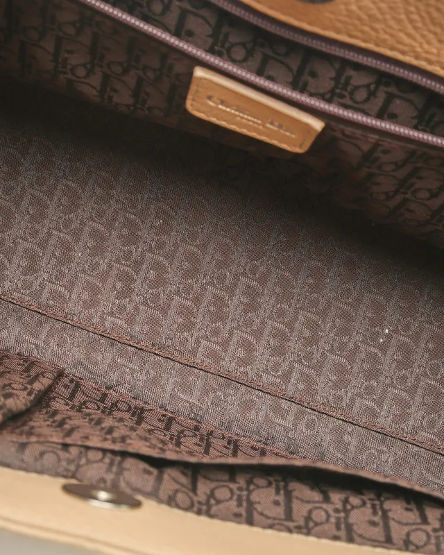 Dior Cannage D Buckle Tote Shoulder Bag in Leather from A Retro Tale, photo 12 of 13
