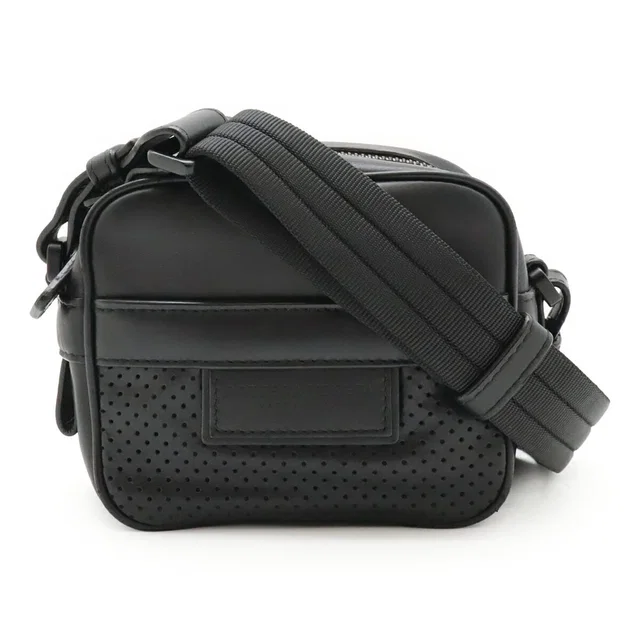 Bottega Veneta Leather Shoulder Bag in Leather from LuxUness