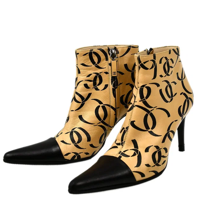 Chanel Beige Bicolor Short Boots Shoes #35 1/2C in Beige Leather from AMORE Vintage Tokyo