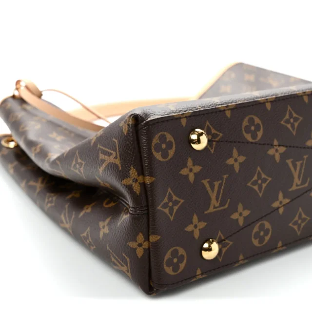 Louis Vuitton Monogram Again in Canvas from FASHIONPHILE, photo 8 of 10