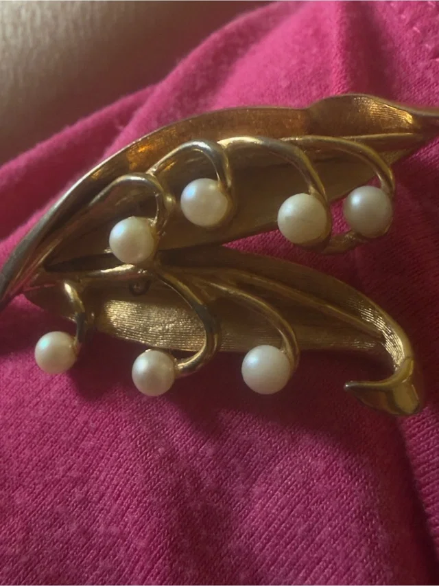 Boucheron Gold-Tone Pearl Leaf Brooch - Elegant Women’s Jewelry in gold|white from Poshmark, photo 1 of 1