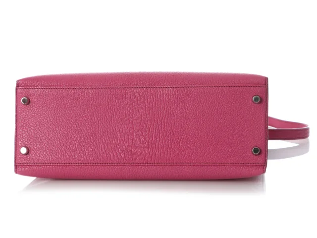 Hermès Fuchsia Chèvre Kelly 32 in Pink Goatskin from Ann's Fabulous Finds, photo 6 of 10